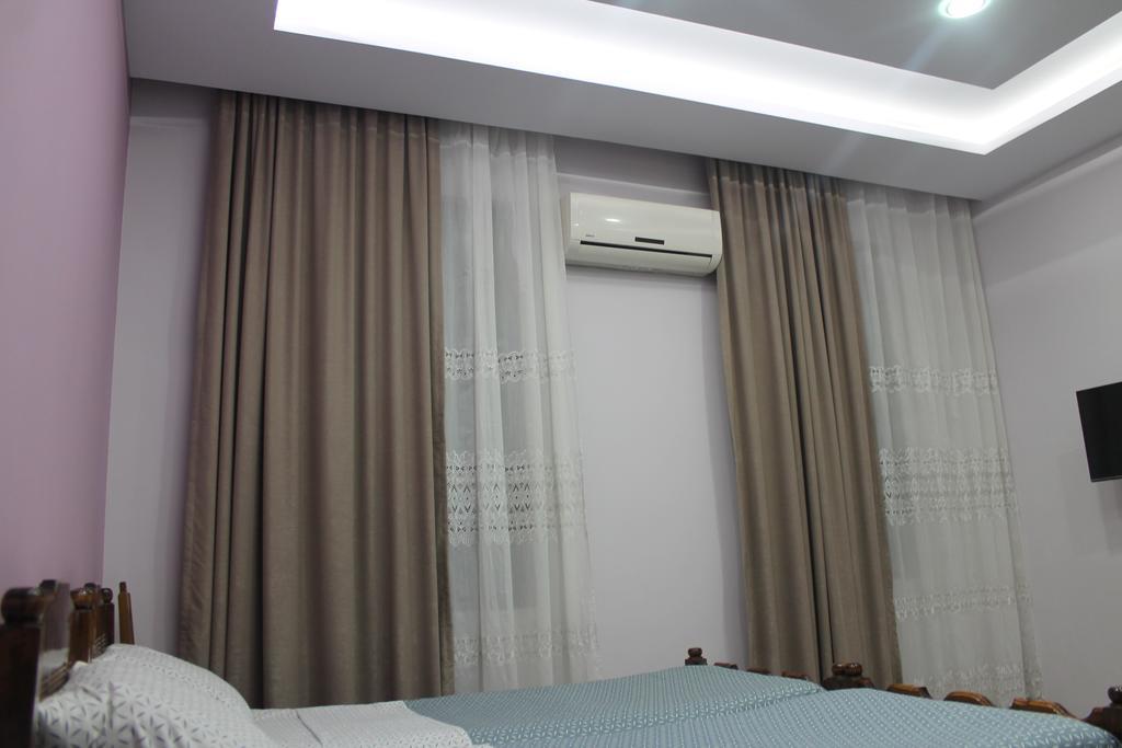 Smak Hotel Kobuleti Exterior photo