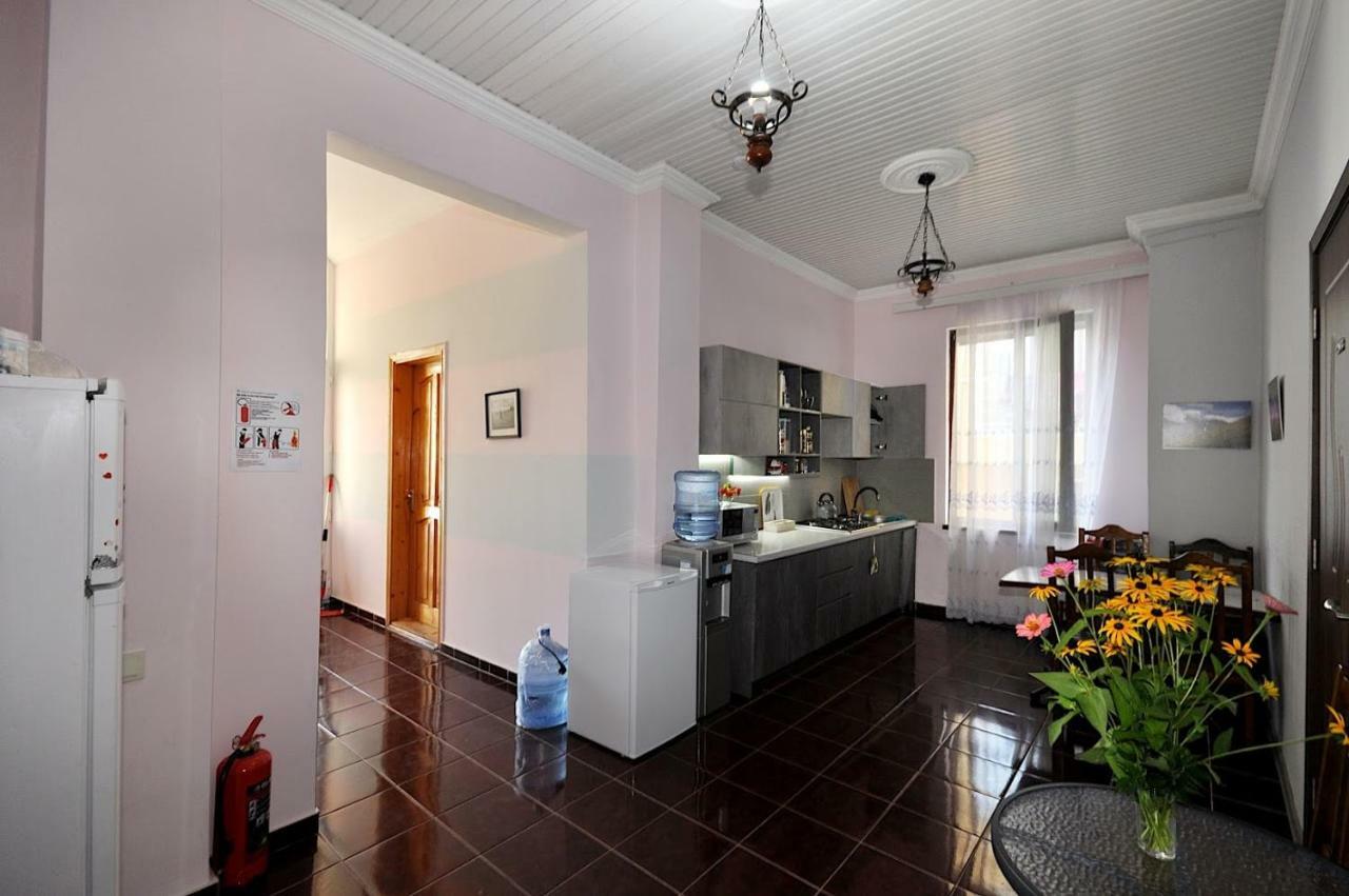 Smak Hotel Kobuleti Room photo